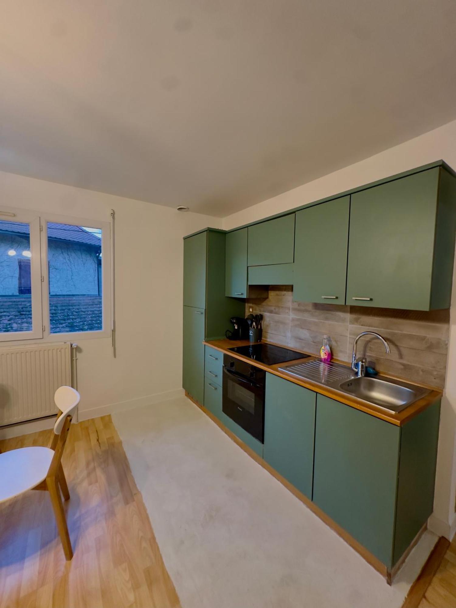 Appartement Chloe Du Lac Montferrat  Buitenkant foto