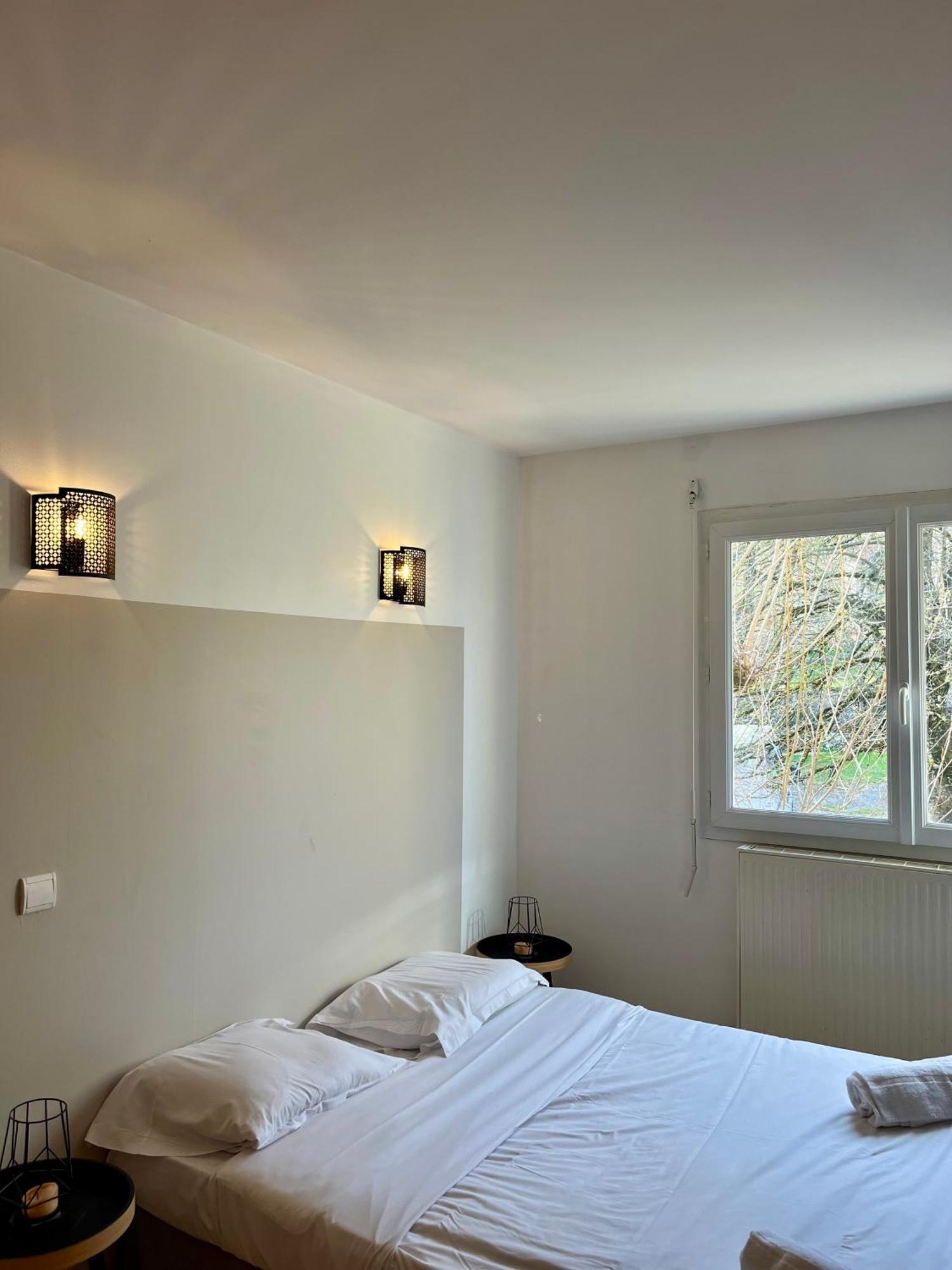 Appartement Chloe Du Lac Montferrat  Buitenkant foto